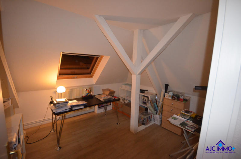 Appartement - 160 m² - 8 pièces