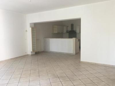 Appartement - 82 m² - 3 pièces