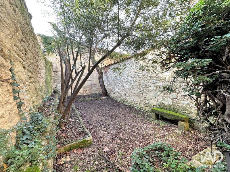 Maison - 690 m² - 17 pièces