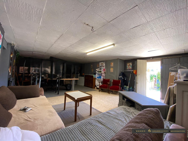 Villa - 180 m² - 4 pièces