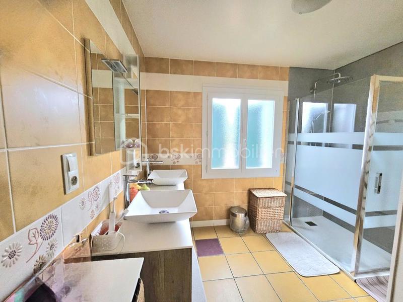 Maison de village - 140 m² - 6 pièces