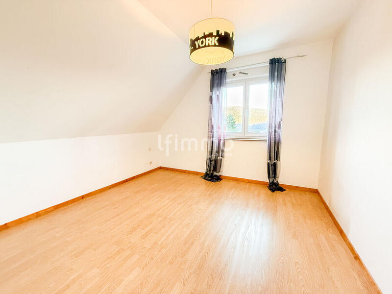 Maison - 115 m² - 5 pièces