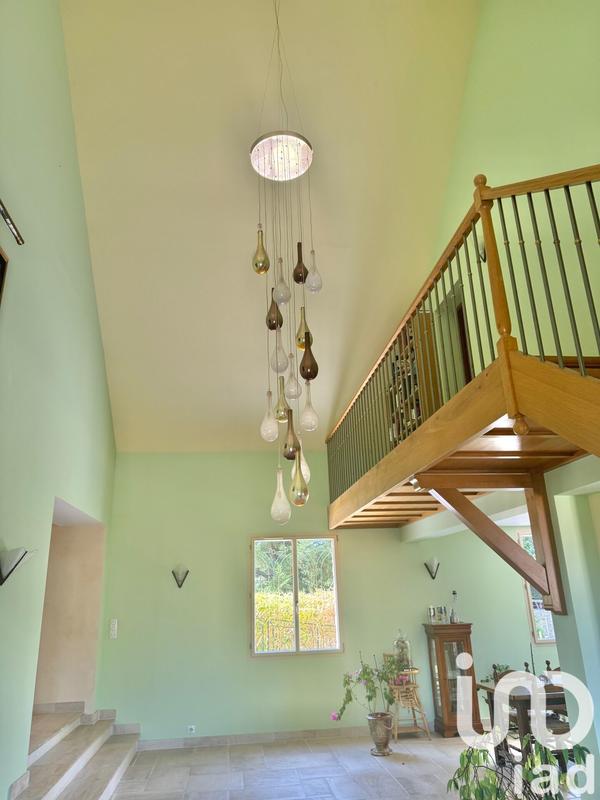 Maison - 380 m² - 10 pièces