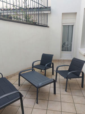 Maison - 238 m² - 8 pièces