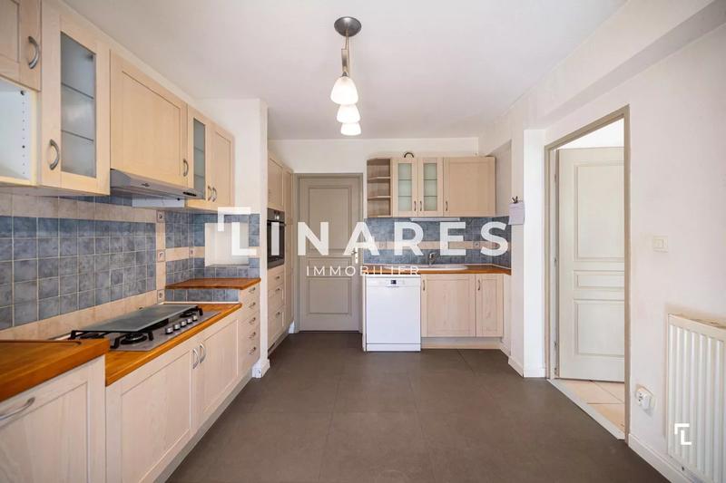 Maison - 154 m² - 7 pièces