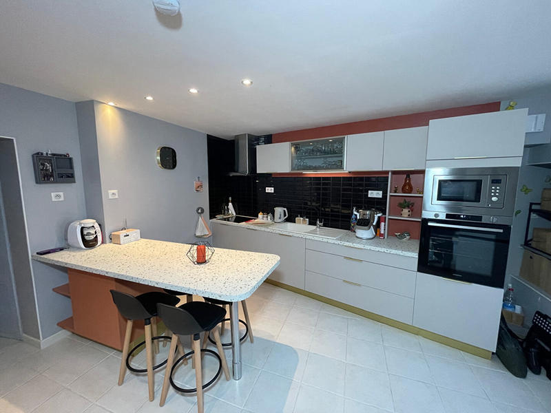 Maison - 110 m² - 5 pièces