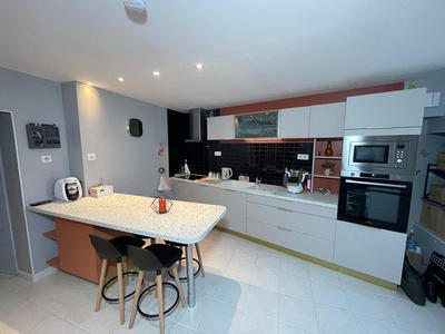 Maison - 110 m² - 5 pièces