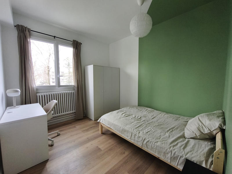 Appartement - 64 m² - 5 pièces