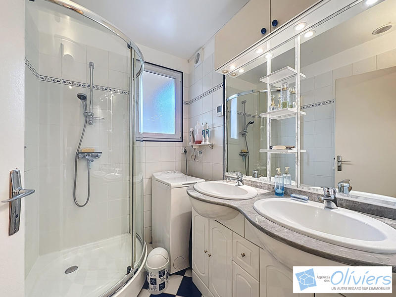 Maison - 131 m² - 7 pièces