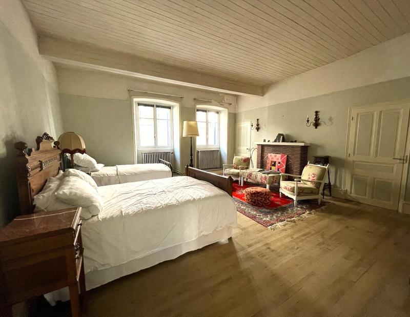 Maison - 204 m² - 5 pièces