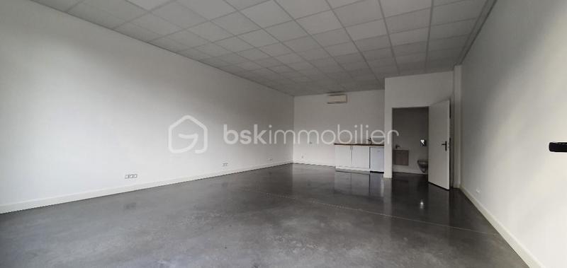 Local commercial - 47 m² - 1 pièce