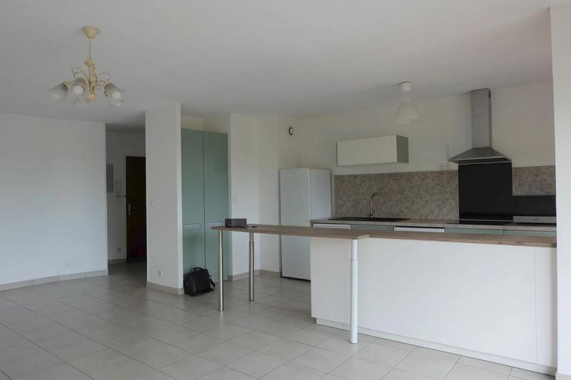 Appartement - 80 m² - 3 pièces