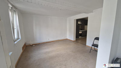 Maison - 70 m² - 5 pièces