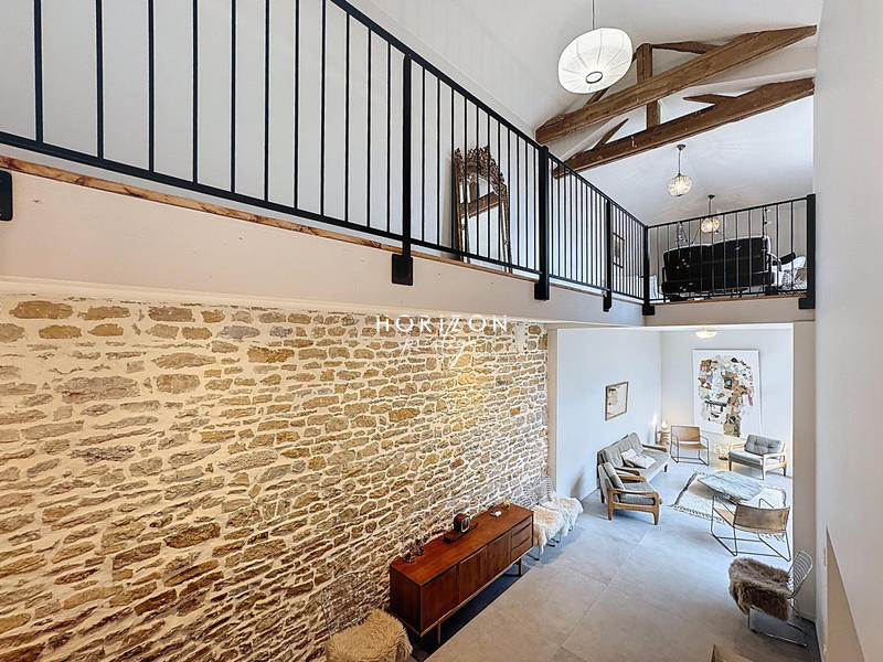 Maison ancienne - 245 m² - 10 pièces