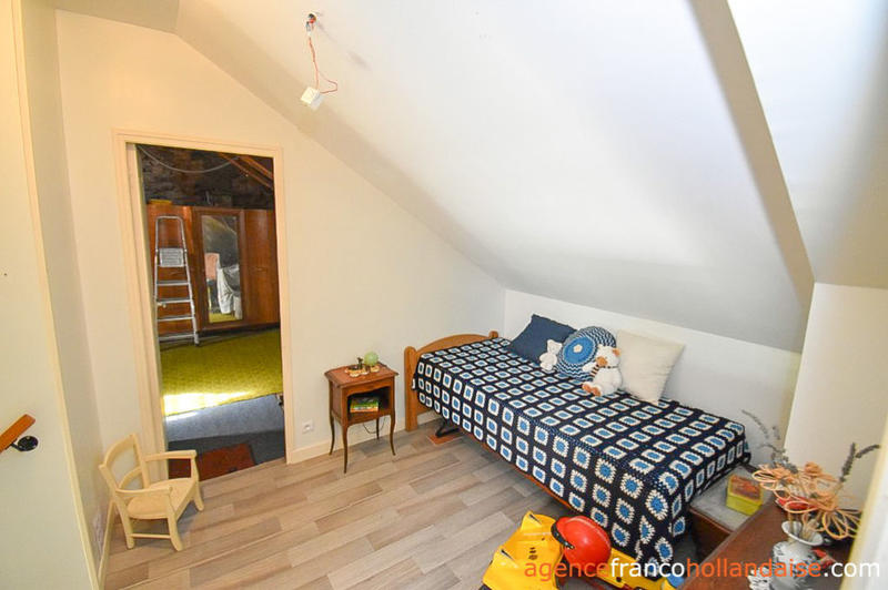 Maison en pierre - 97 m² - 6 pièces