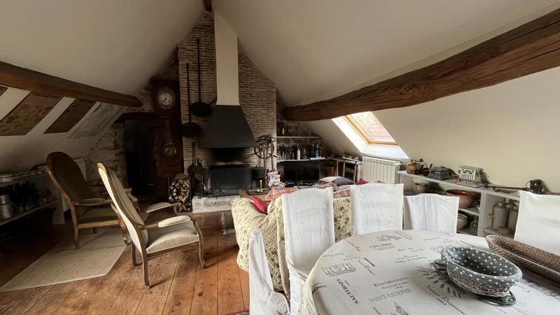 Immeuble - 245 m² - 12 pièces