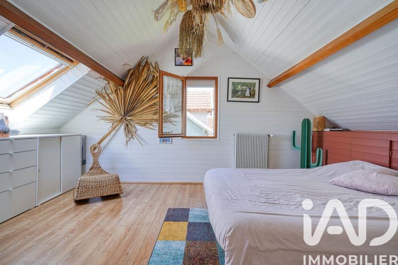 Maison - 210 m² - 5 pièces