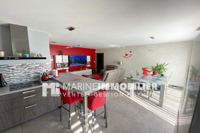 Maison - 95 m² - 4 pièces