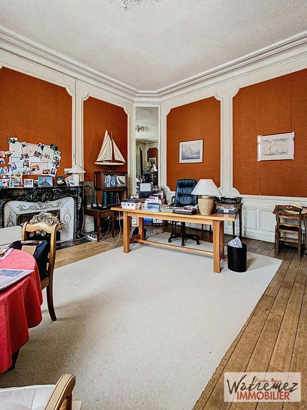 Maison - 352 m² - 1 pièce