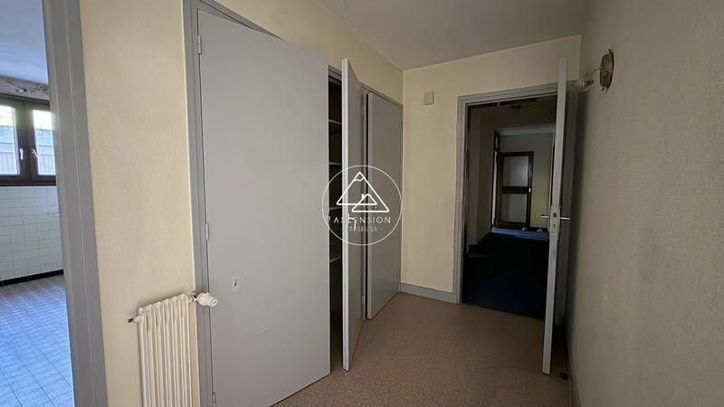 Appartement - 91 m² - 4 pièces