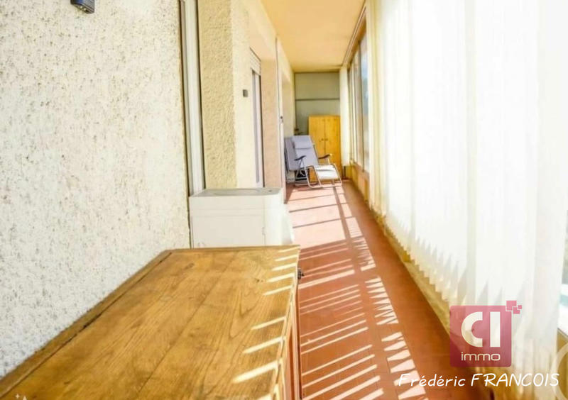 Appartement - 105 m² - 5 pièces