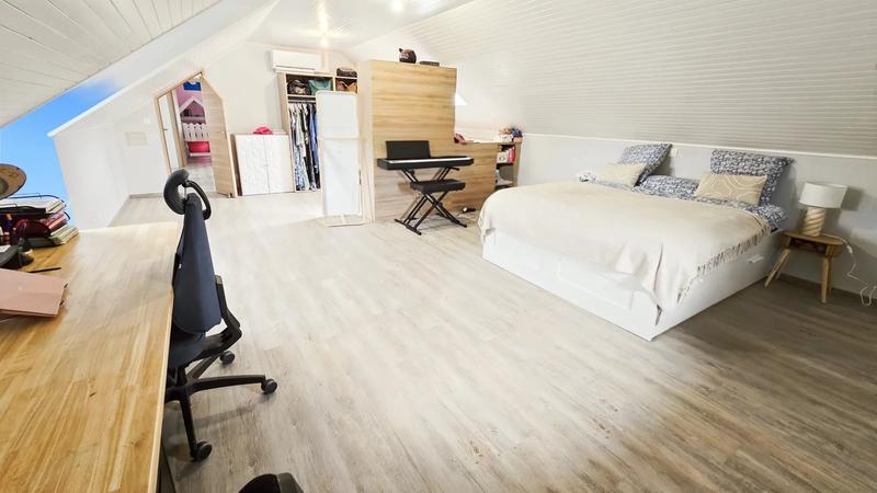 Maison - 170 m² - 5 pièces