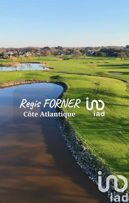 Maison - 240 m² - 8 pièces