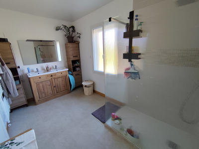 Maison - 210 m² - 5 pièces