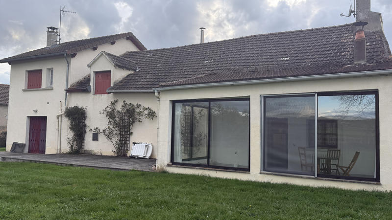 Maison - 198 m² - 6 pièces