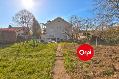 Maison - 176 m² - 6 pièces