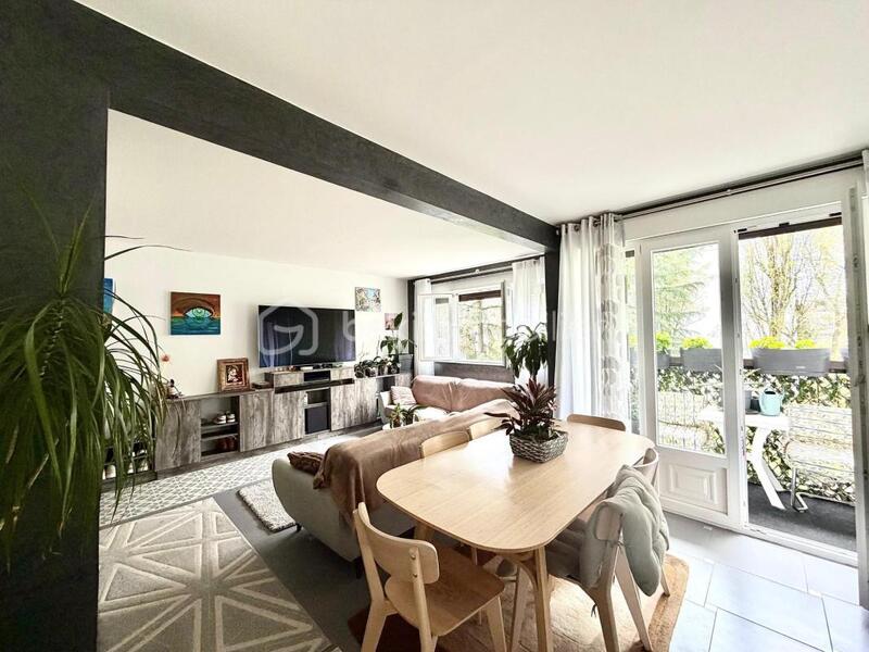 Appartement - 87 m² - 5 pièces