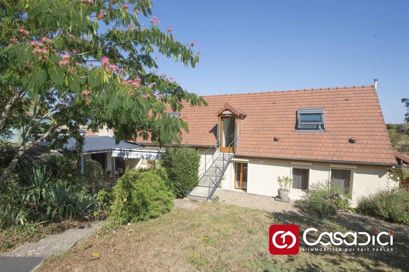 Maison - 90 m² - 6 pièces