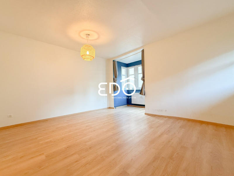 Appartement - 84 m² - 5 pièces