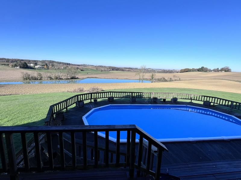 Maison traditionnelle - 290 m² - 7 pièces