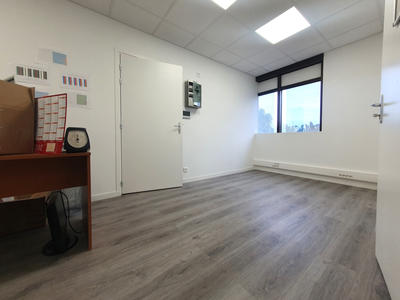 Bureau - 105 m²