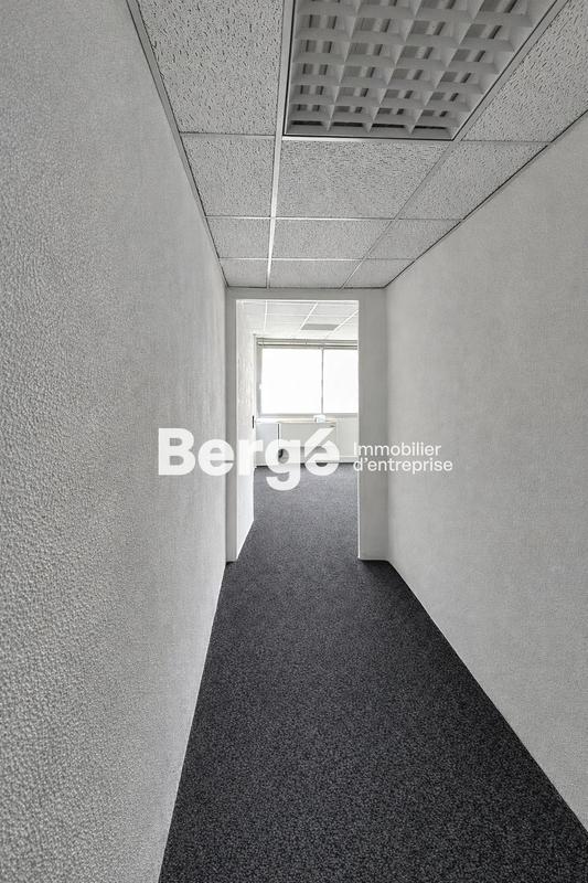 Bureau - 25 m² - 4 pièces