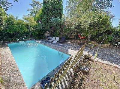 Maison - 263 m² - 6 pièces