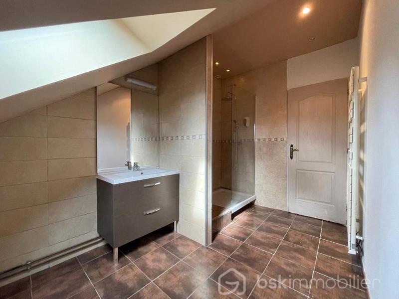 Maison en pierre - 140 m² - 6 pièces