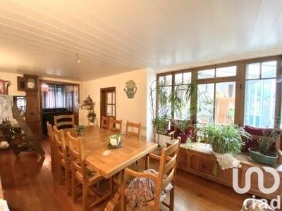 Maison - 188 m² - 7 pièces