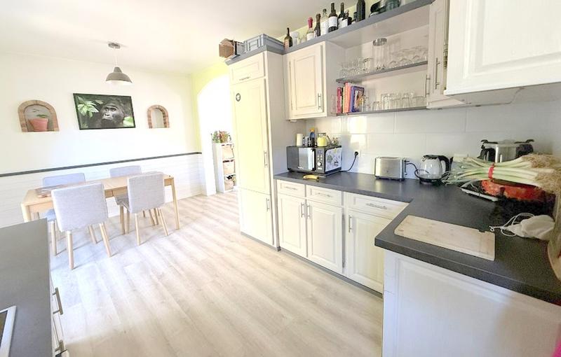 Pavillon - 110 m² - 4 pièces