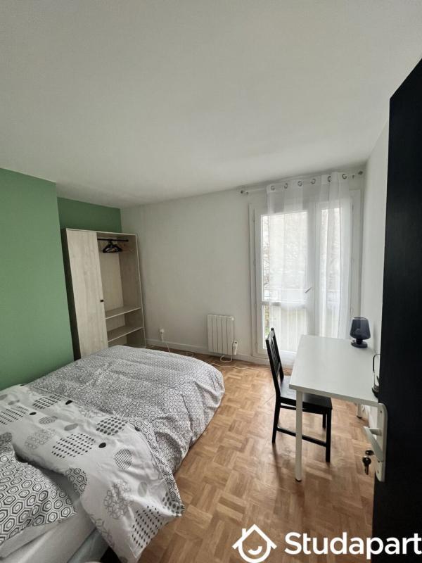 Chambre - 60 m² - 1 pièce