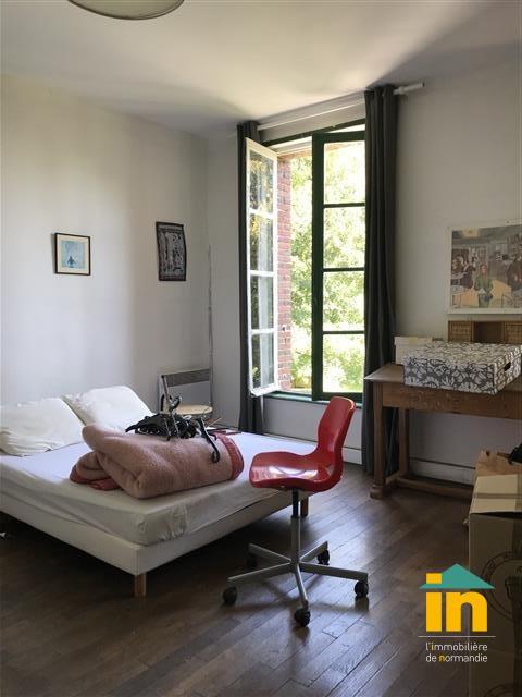 Demeure - 286 m² - 12 pièces