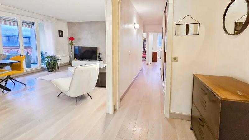 Appartement - 83 m² - 4 pièces