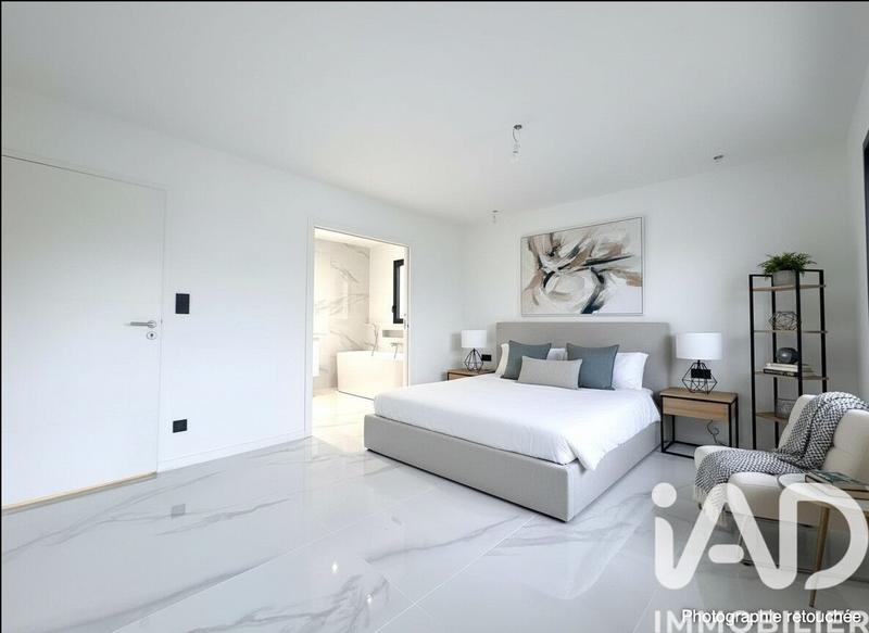 Maison - 142 m² - 5 pièces