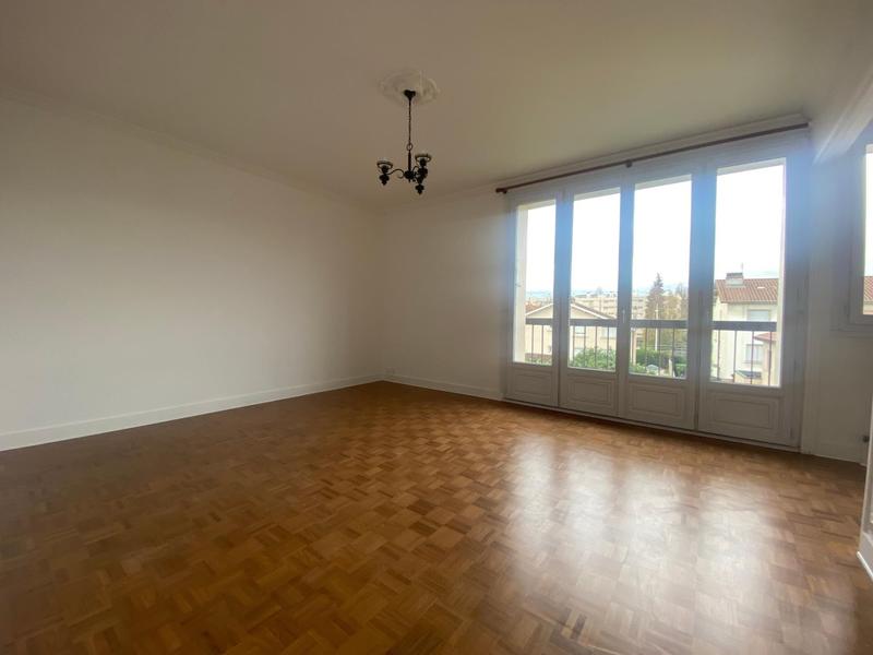 Appartement - 72 m² - 3 pièces