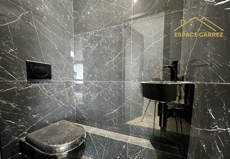 Appartement - 90 m² - 4 pièces