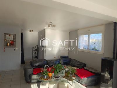 Maison - 104 m² - 5 pièces