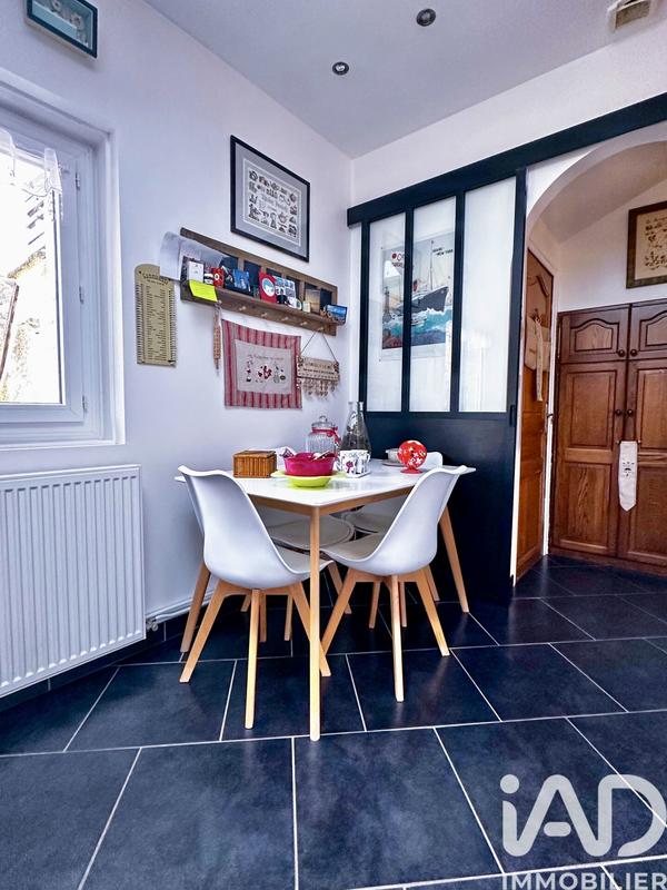 Maison - 198 m² - 6 pièces