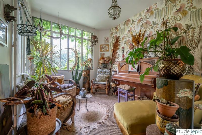 Maison bourgeoise - 225 m² - 9 pièces