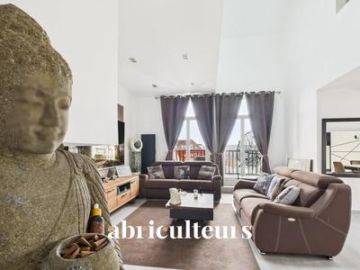 Appartement - 162 m² - 6 pièces